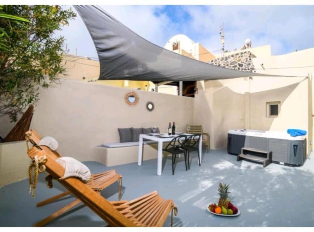 Irene City Villas Fira  Room photo